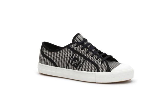 FENDI Domino休閒鞋 建议售价NT$24,500 (1)