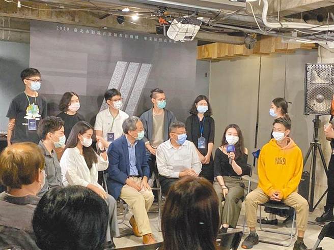台北市長柯文哲任內創辦的「影視音實驗教育機構」（TMS）風光成立，創校時吸引上百名學生，如今學生人數連年下滑，轉學率更高達5成。（本報資料照片）