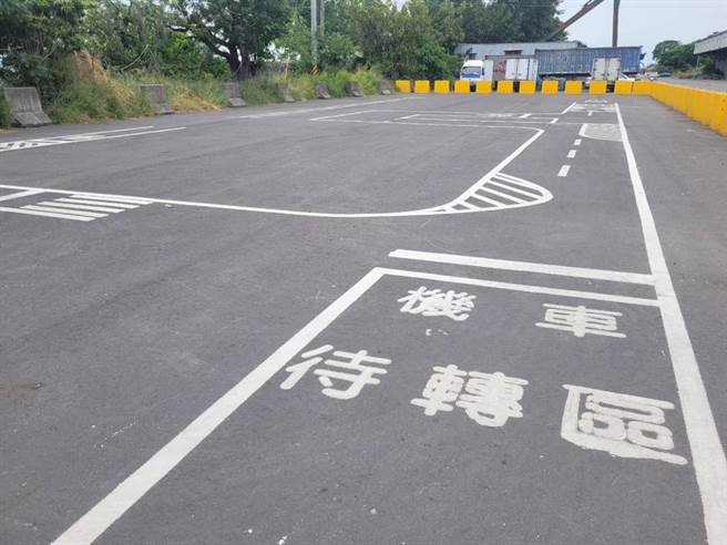 鼓励学子考机车驾照再上路，云林县北港镇公所设置机车考照练习场。（张朝欣摄）