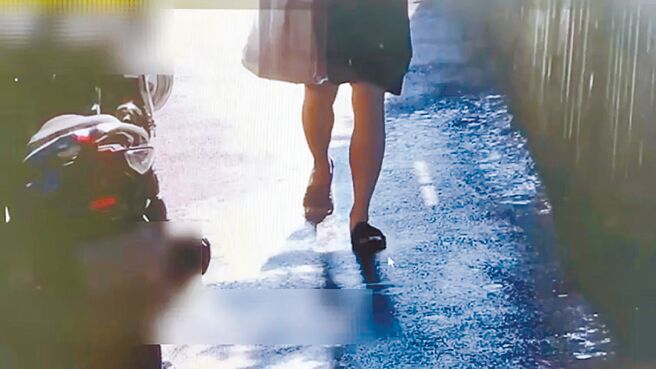 新北市三重区1日早上发生一起离奇死亡案件，任职台北市某消防分队的消防员到三重一间旅馆休息，结果被发现陈尸在房间内。(翻摄画面／黄敬文新北传真)