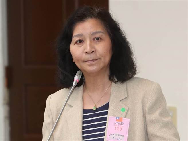 外交部告前新闻局长锺琴散发假讯息，士院裁定不罚。（本报资料照片）