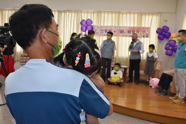 首次担任「Home爸」的郭胜焜，最感动的就是小女儿的贴心。（谢明俊摄）