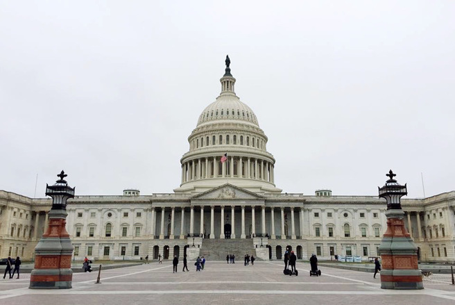 美國參議院外交委員會原定要在8月3日審議台灣政策法案，不過會前卻臨時喊卡，並暫定延至9月再行審查。（圖／美國國會，台灣傑出青年協會會長張穆庭拍攝）