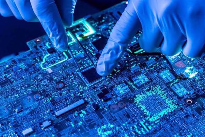 全球90%的高阶晶片都是由台积电生产。(示意图／达志影像shutterstock）