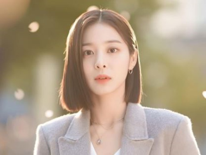 薛仁雅上周末到印尼与当地粉丝见面，吸引上千民眾塞爆商场。（图／翻摄自zuvio_zook Instagram）