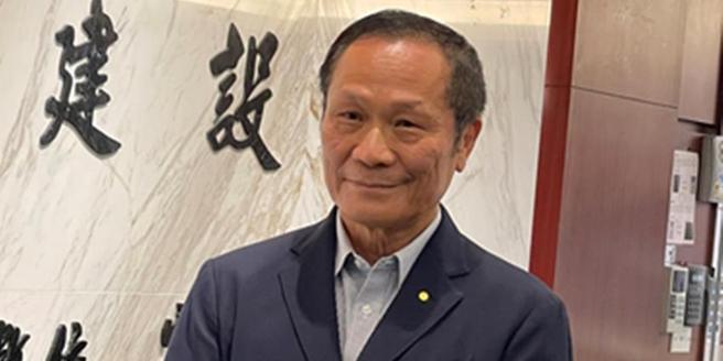 （华固今年有机会挑战第十度获利一个股本的空前纪录；图为华固建设董事长锺荣昌。图／蔡惠芳）