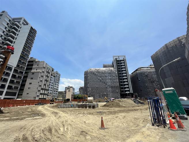 城中城现况，已进入整地阶段，未来将改建公园。（袁庭尧摄）