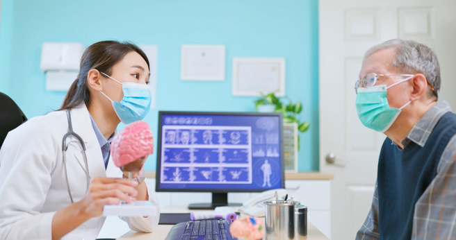 大脑一旦开始退化，目前的医学条件往往束手无策。（示意图／Shutterstock）