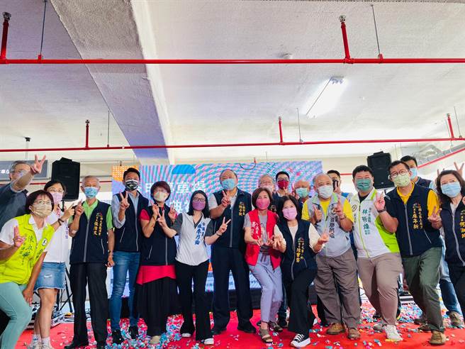 位于台中市西屯路二段、上石北二巷口的「逢甲立体停车场」今天正式启用。（张亦惠摄）