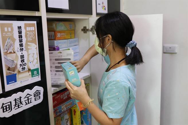 高二学员小嘉上完体验课程后收穫良多。（蔡明亘摄）