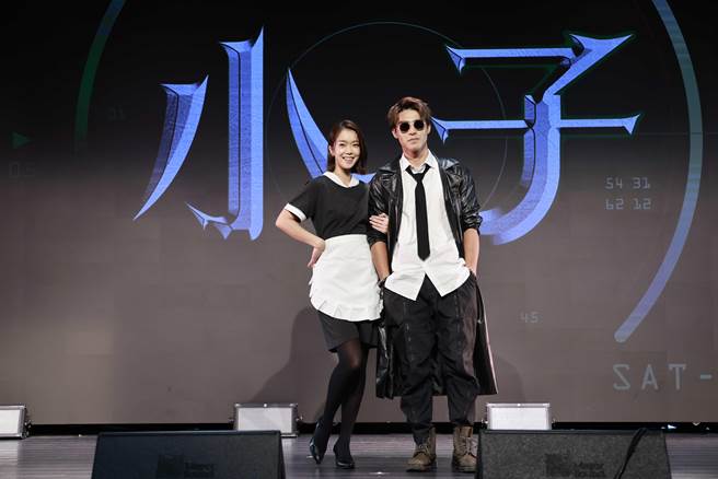 《小子》男女主角陈昊森（右）、李霈瑜。（星泰娱乐提供）