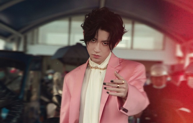 王琳凱以solo歌手身份活躍樂壇。(圖／翻攝自小鬼微博）