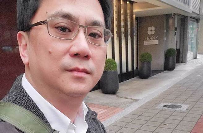 486先生政治立场鲜明，过往却也惹出不少争议。(图／486先生脸书)