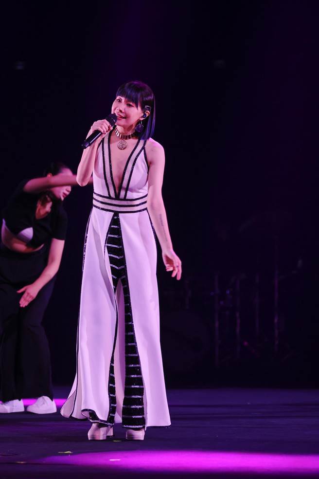 郑宜农今晚在北流举办演唱会。（火气音乐提供）