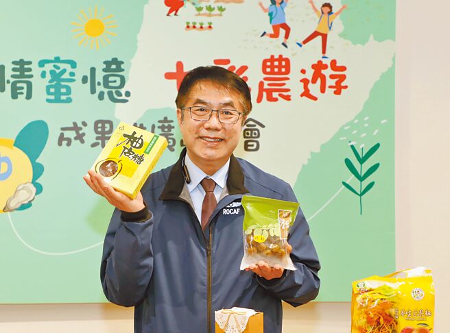 寻求连任的民进党提名台南市长参选人黄伟哲主打「政绩牌」。（本报资料照片）