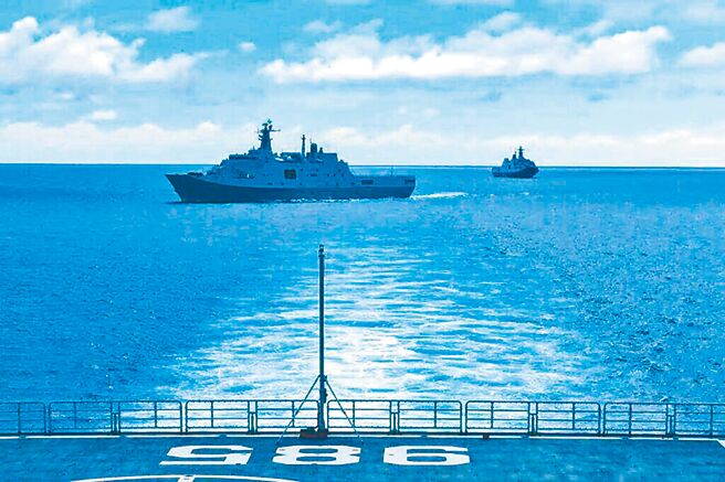 裴洛西訪台，給中共提供了大好機會及藉口，一舉發動「類封鎖」軍演，終於使中共在促統方面，跨出了第一步。（圖／解放軍東部戰區微博）