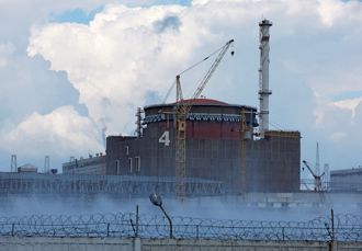烏南核電廠遇襲嚴重受損 澤倫斯基指俄恐怖活動