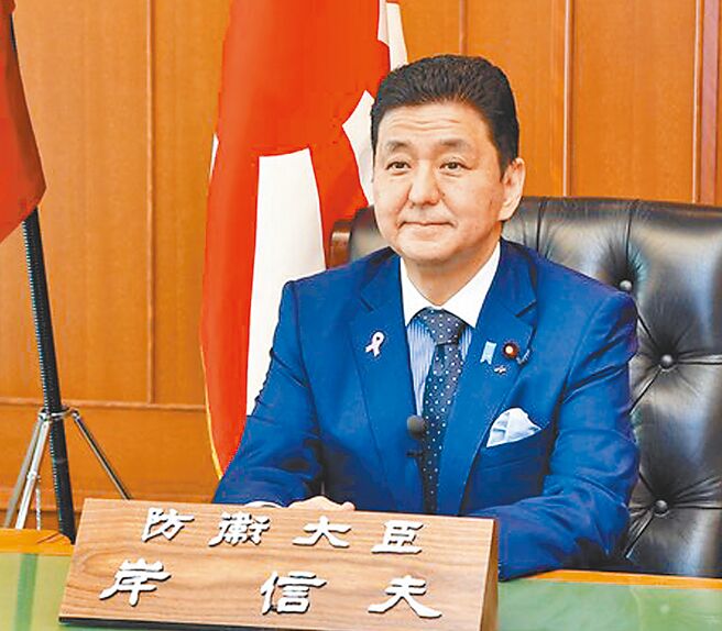 岸信夫。（摘自岸信夫推特）