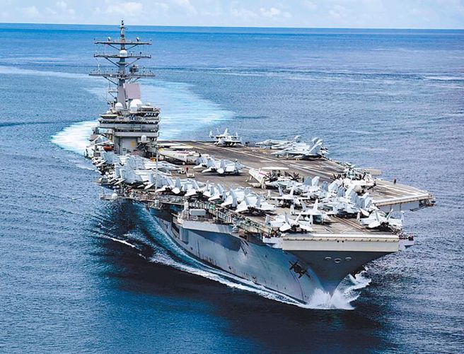 柯比說「美國航母會進台灣海峽」，被認為不符合軍事專家建議。圖為美國海軍雷根號航母。（摘自雷根號臉書）