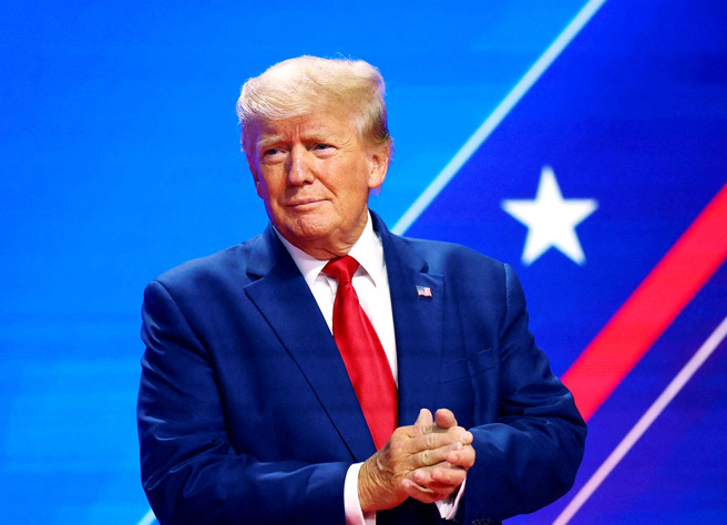 美国前总统川普6日在德州的「保守政治行动会议」（CPAC）上多次批评，美国在许多方面已经沦为第三世界国家，在世界上不再受到尊重。（图／路透社）