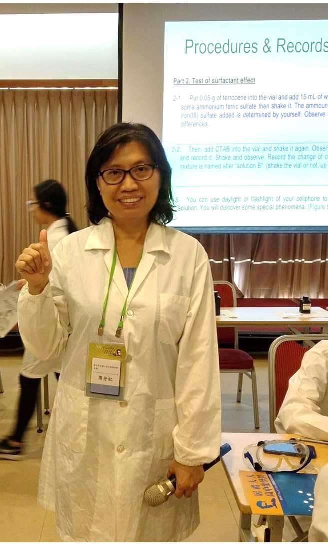 周芳妃受邀於2019居禮夫人營擔任主講。 (照片/教育部提供)