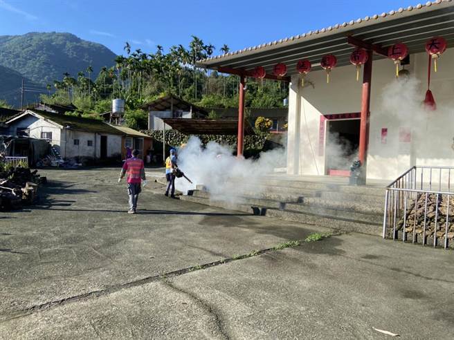 竹山防治病媒蚊，8日起全鎮消毒。（竹山鎮公所提供／廖志晃南投傳真）