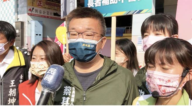 立法院副院长蔡其昌今天指出，中共用文攻武吓从来不会成功。(陈世宗摄)