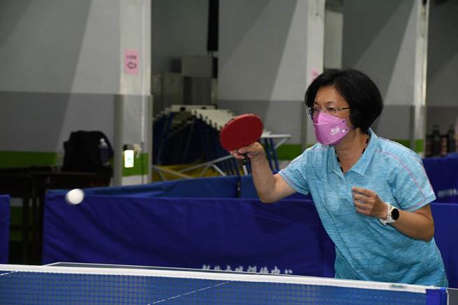 寻求连任的王惠美将连续10天举办26乡镇「王惠美有约-县政说明会」。(吴建辉摄)