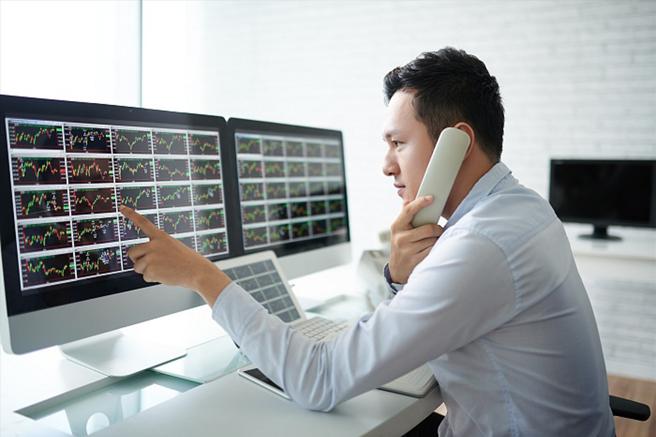 股票已成为许多年轻人理财的重要方式。（示意图 /达志影像）