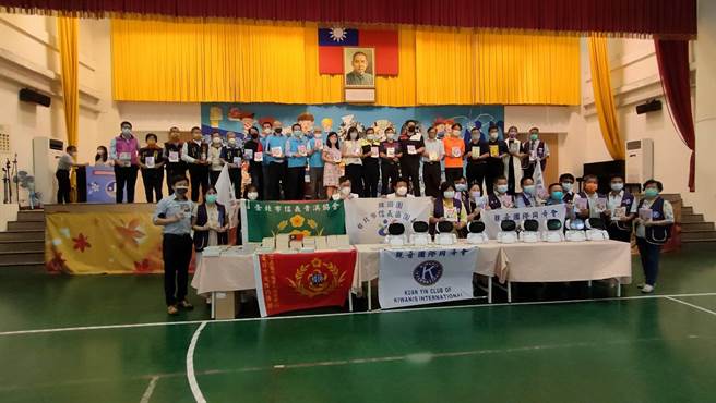 桃園市觀音國際同濟會盼能吸引更多善心人士，共同加入做愛心的行列。（桃園市觀音國際同濟會提供／蔡明亘桃園傳真）