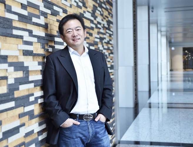 六福旅游集团副董事长赖振融兼任总裁。（六福提供）