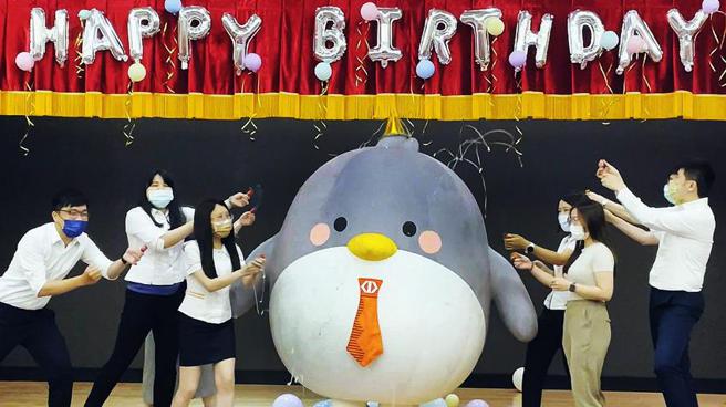 （臺湾企银LINE好友数衝破200万，粉丝好礼大FUN送。图／臺湾企银提供）