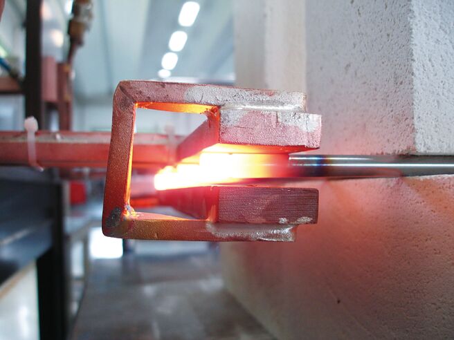 大宪光学多年来藉由与欧洲之尖端技术合作，搭配经验丰富的售后服务团队，在国内高频加热市场位居领导地位。图／业者提供