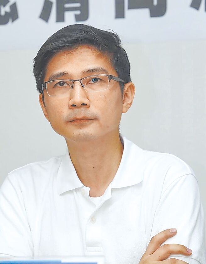 台北市议员参选人曾献莹参与国民党初选落败后报准参选让党内炸锅，日前宣布改用无党籍参选。（本报资料照片）