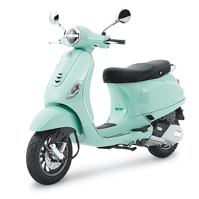 Vespa LX 125 i-get ABS售价12万1900元，图为「薄荷绿」新色。（Vespa提供）