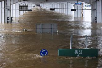 韓國破紀錄大雨受害人數攀升 增至9死7失聯