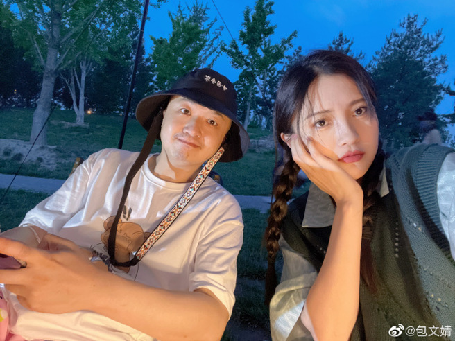 包文婧与包贝尔经常在网路上放闪。（图／微博@包文婧）