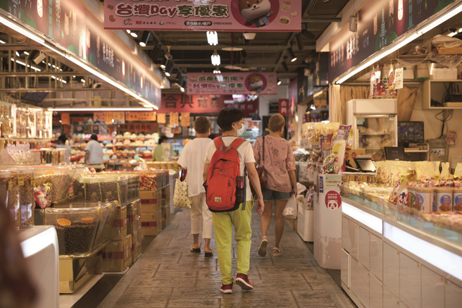 南門中繼市場不僅保留了台北人記憶中的好味道，且以升級的硬體設施，提供民眾更舒適的購物空間。（攝影／黃政達）