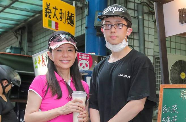 狄莺开心儿子孙安佐官司落幕。（图／本报系资料照片）