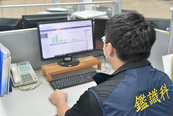 新竹市警察局建置「鑑识资讯整合系统」今年上线，查出1名惯窃涉及5起机车窃盗，与2件住宅窃盗案有关，更破获8件未破之陈旧窃案，成果丰硕。（新竹市警局提供／王惠慧新竹传真）