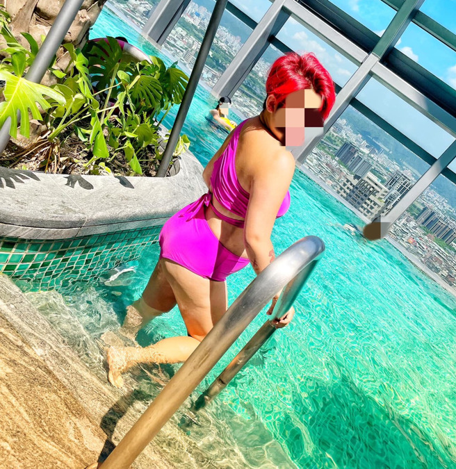 原po在脸书分享cosplay照(翻摄自脸书社团爆怨公社)