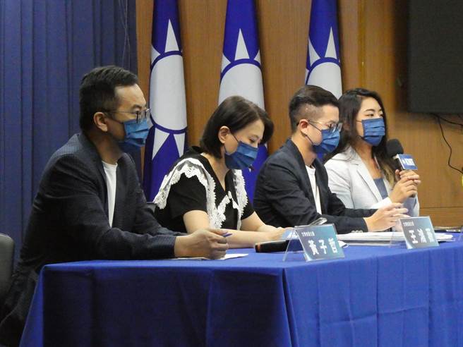 台大判定前新竹市長林智堅碩士論文抄襲，撤銷林台大碩士學位。國民黨今要求，台大應依照2020年教育部因當時李眉蓁事件函示的要求，繼續清理門戶，盡速處理林的指導教授陳明通違反學術倫理的相關作為，維護台灣學術倫理底線。（周志豪攝）