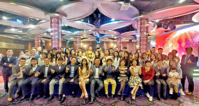 （富士达保经十度荣获保险信望爱奖肯定。 图／富士达保经提供）