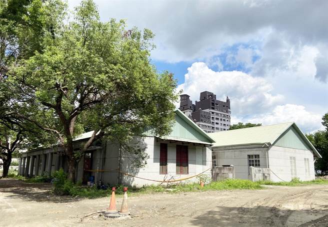 大武营区内13栋歷史建筑经过屏县府活化，可望再现风华。（林和生摄）