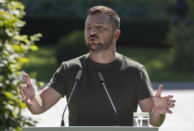 札波罗热核电厂日前遇袭，乌克兰总统泽伦斯基（Volodymyr Zelenskyy）9日提及过往核灾阴影。（图/ 美联社）