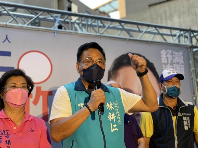 林耕仁今天晚间表示，林智坚两起论文争议，对于台大学伦会选择不出席，但是中华大学却选择出席，原来要捍卫自己的清白有两套标准，「蛮奇怪的」。（林耕仁提供／陈育贤新竹传真）