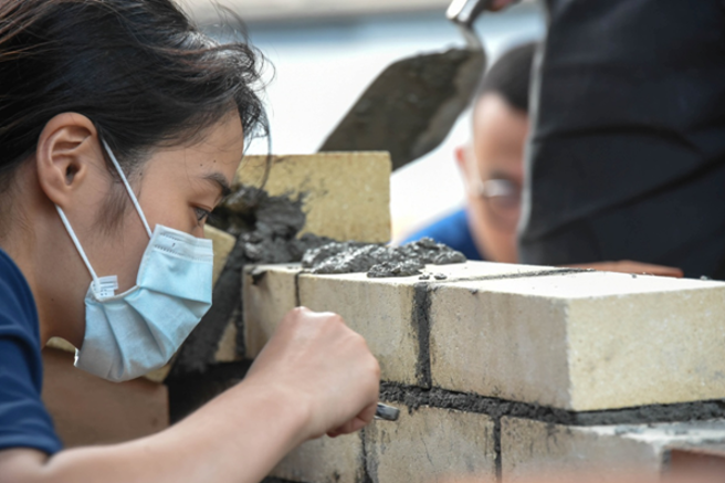 高科大安居桃花源USR计画培养大学生具有稳固的理论基础与专业技能实务应用的能力，再加上软实力的培养。(照片/高雄科技大学提供)