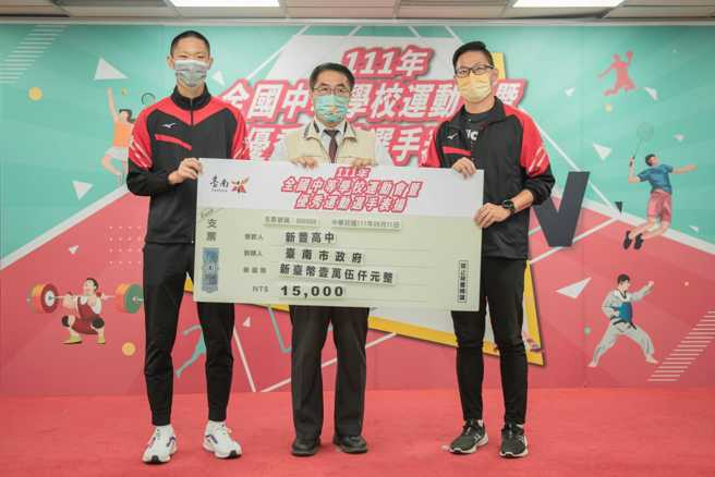 （取自黄伟哲脸书）