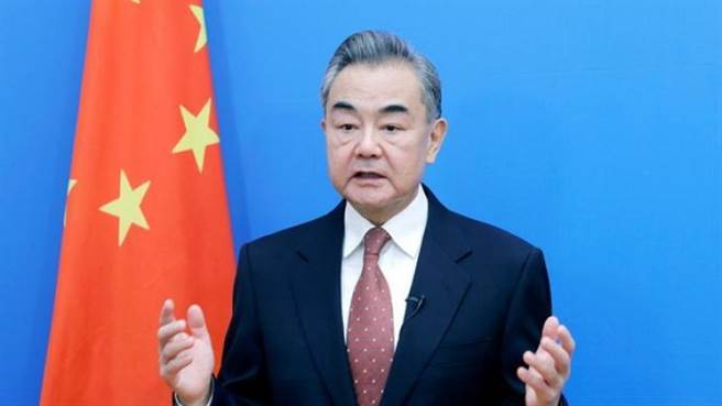 王毅再谈裴洛西访台：与14亿多中国人民为敌，不会有好下场。（中国外交部网站）