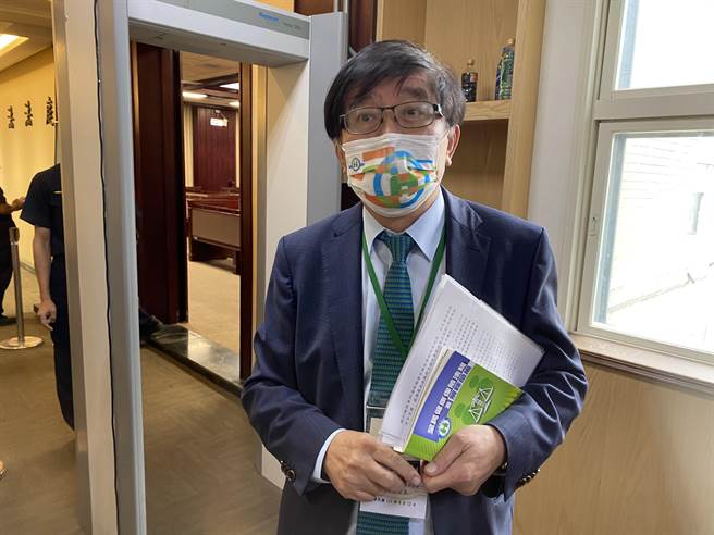 健保署署长李伯璋。(林伟信摄)